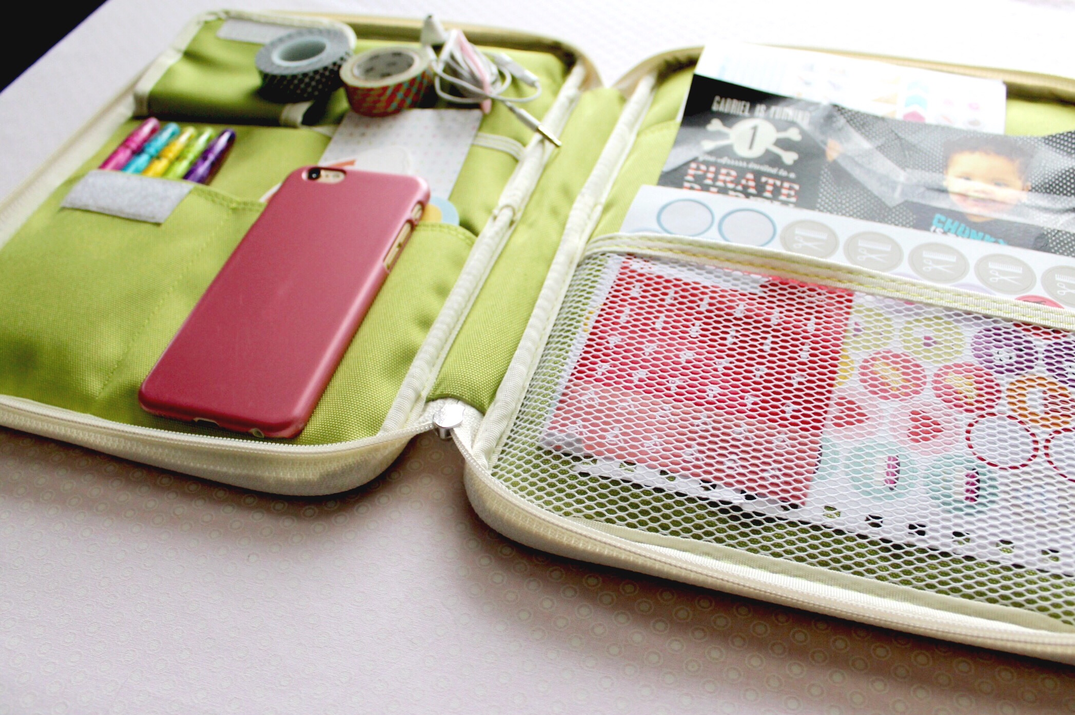 HTGAWC: DIY MINC Foil Notebooks for Back To School
